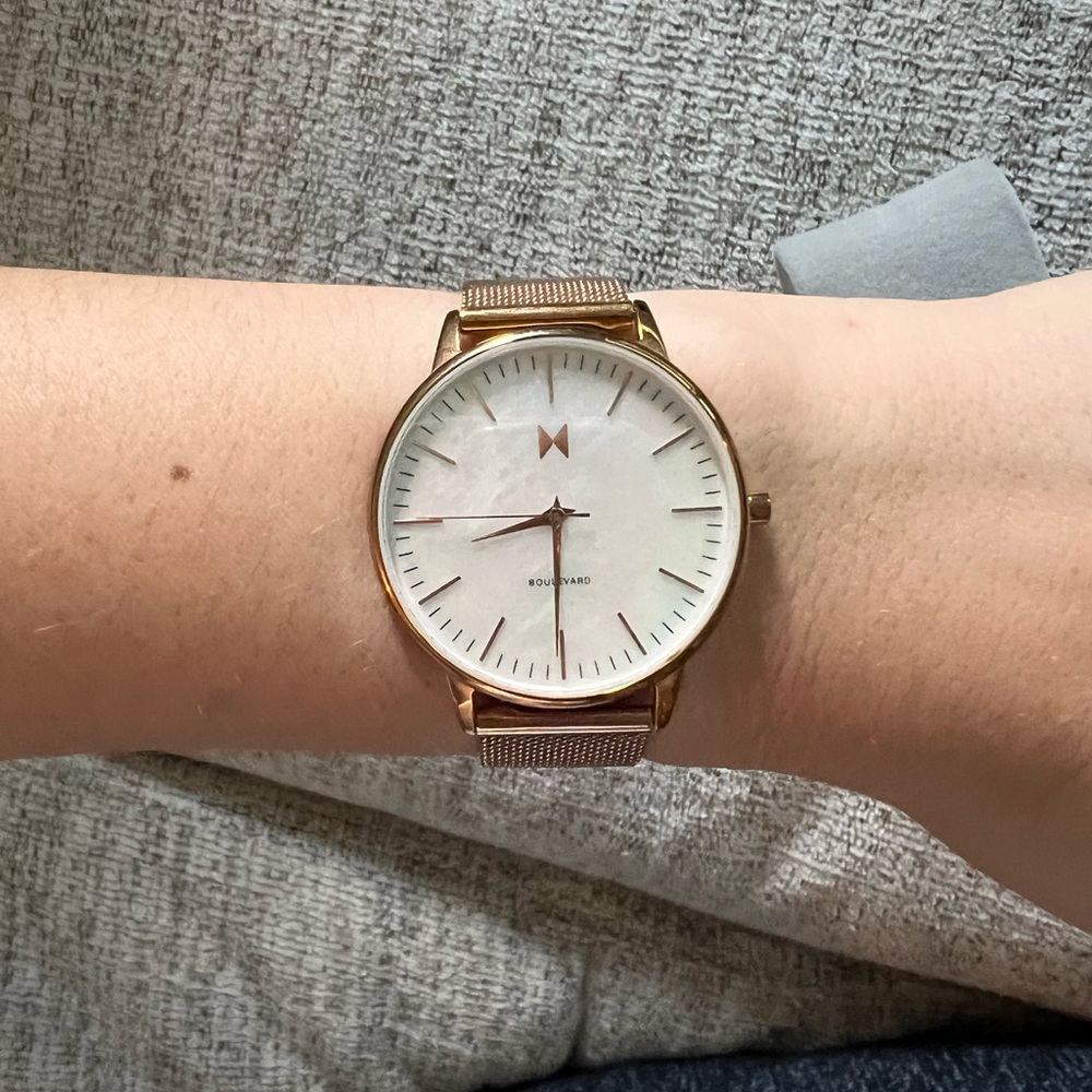 Women's MVMT Avenue Rose Gold-Tone
Mesh Bracelet Watch 28mm